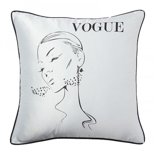 подушка с надписью vogue в Краснодаре
